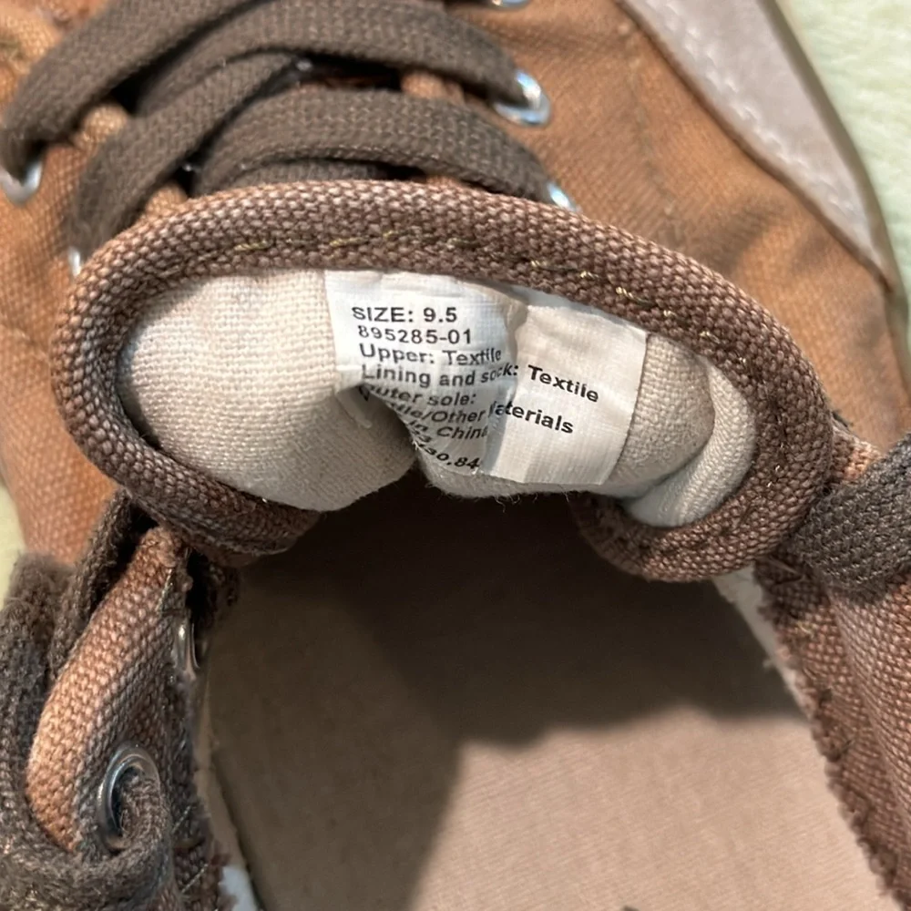 Banana Republic Men’s Brown Lace Up Canvas Boat Shoe Size 9.5
